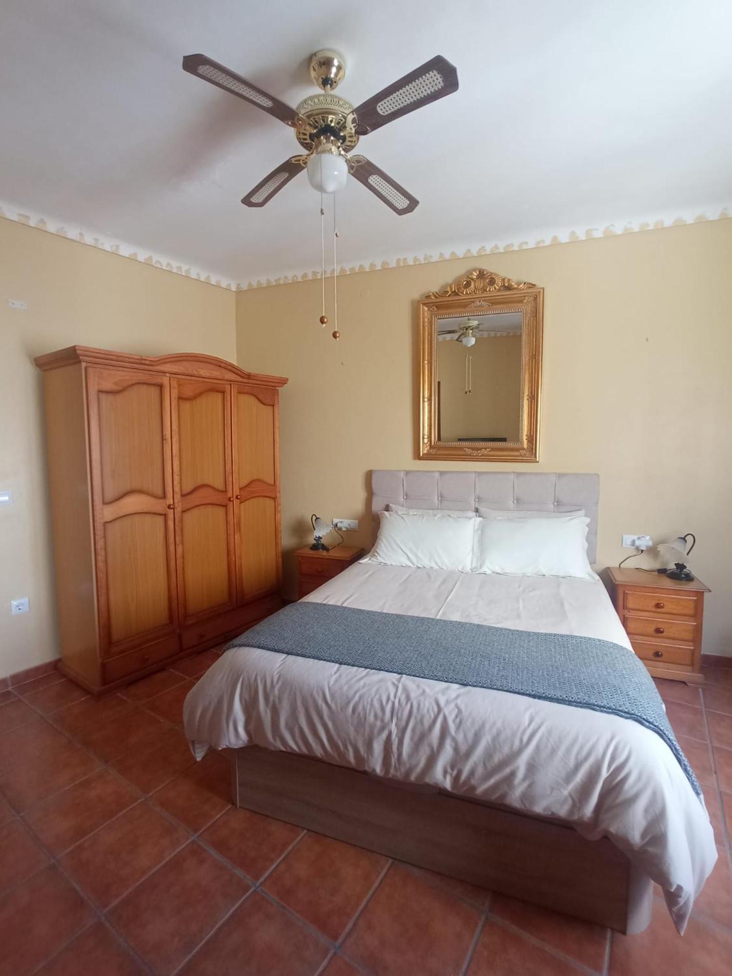 Hostal R-Conecta Cuevas De San Marcos Kültér fotó